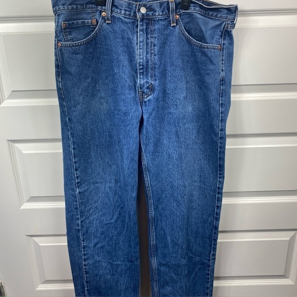 Levi's Other - LEVI'S 505 Regular Fit Denim Jeans 40 x 34 Zip Fly Medium to Dark Wash Mens 2018